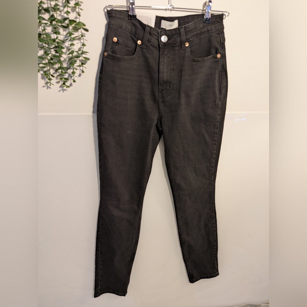 NWT H&M Black Skinny Jeans Size 6